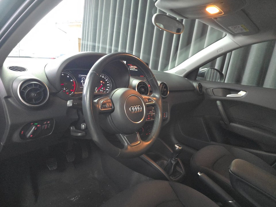 Audi A1 1,0 TFSi 95 Sportback 5d