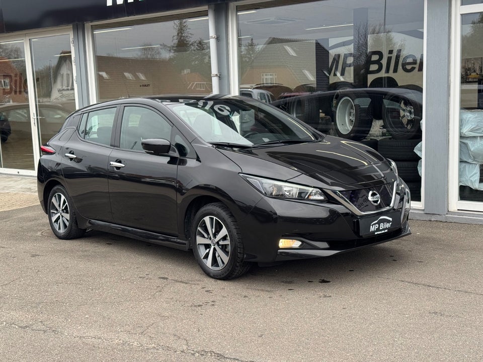 Nissan Leaf 40 Acenta 5d
