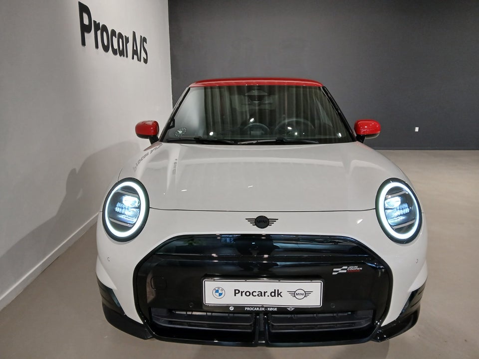 MINI Cooper SE JCW Trim M 3d