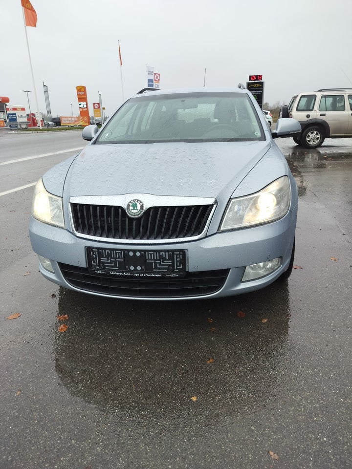 Skoda Octavia 1,4 TSi 122 Elegance Combi DSG 5d