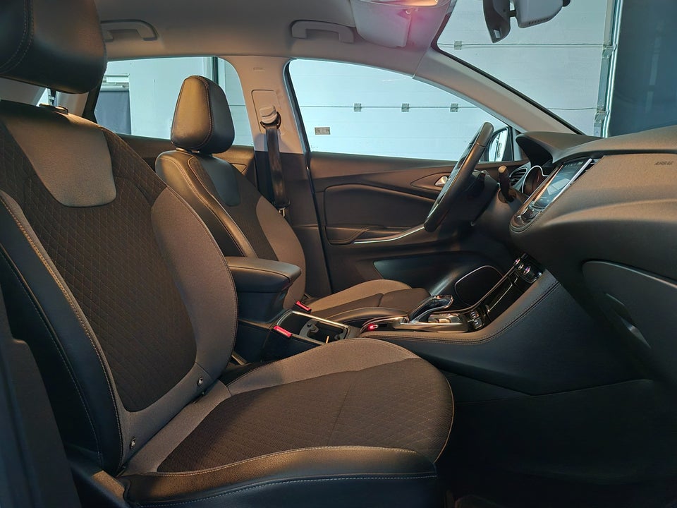 Opel Grandland X 1,6 Hybrid Cosmo Prestige aut. 5d
