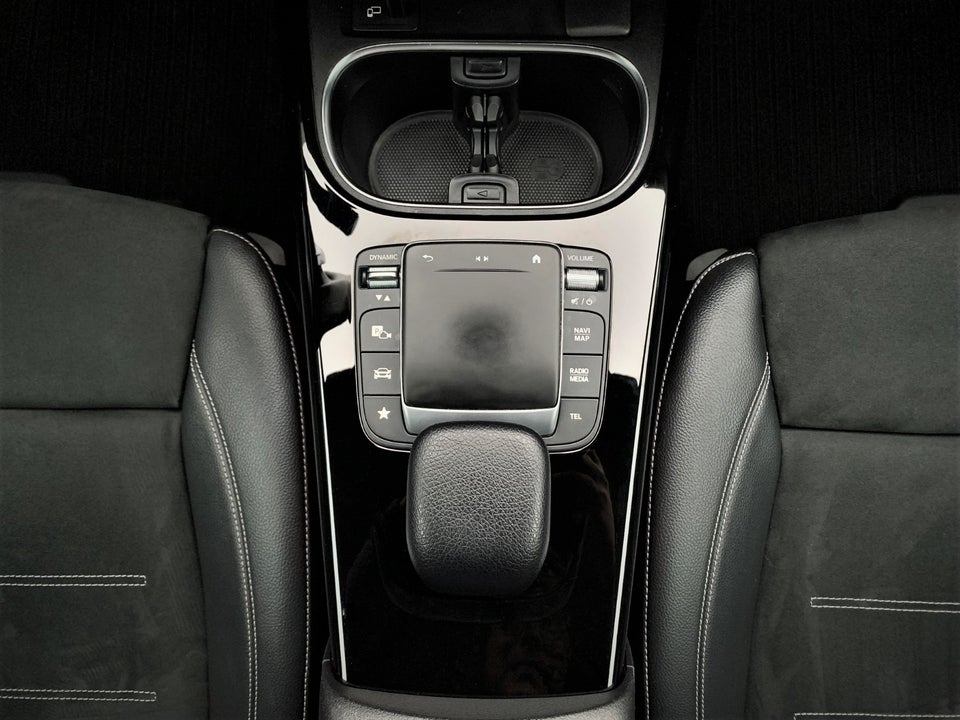 Mercedes A250 e 1,3 AMG Line aut. 5d