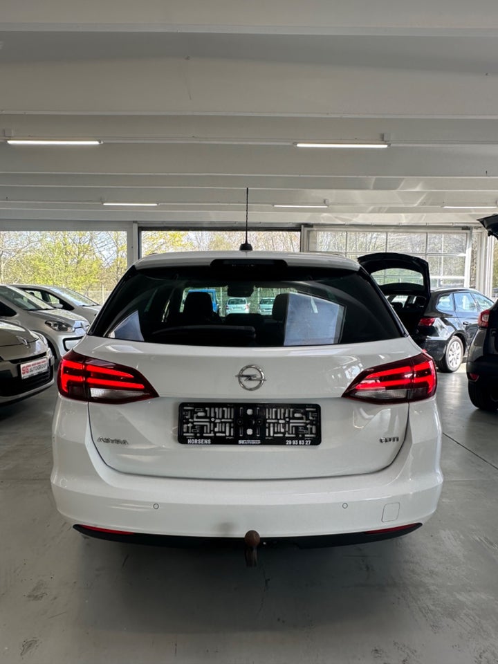 Opel Astra 1,6 CDTi 136 Innovation Sports Tourer 5d