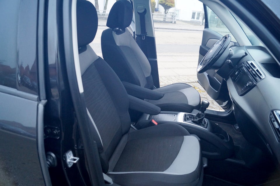 Citroën Grand C4 Picasso 2,0 BlueHDi 150 Intensive 7prs 5d