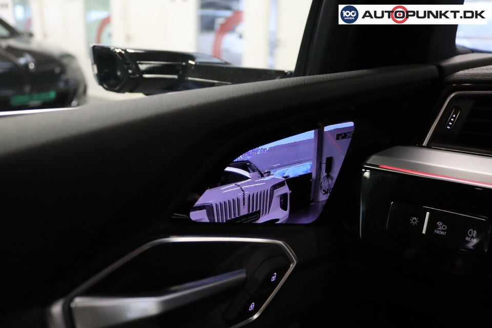 Audi e-tron 55 S-line quattro 5d