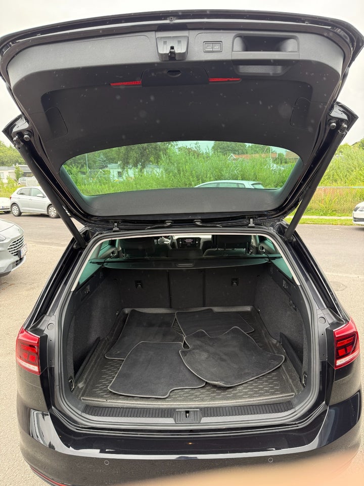 VW Passat 1,5 TSi 150 Elegance+ Pro DSG 4d