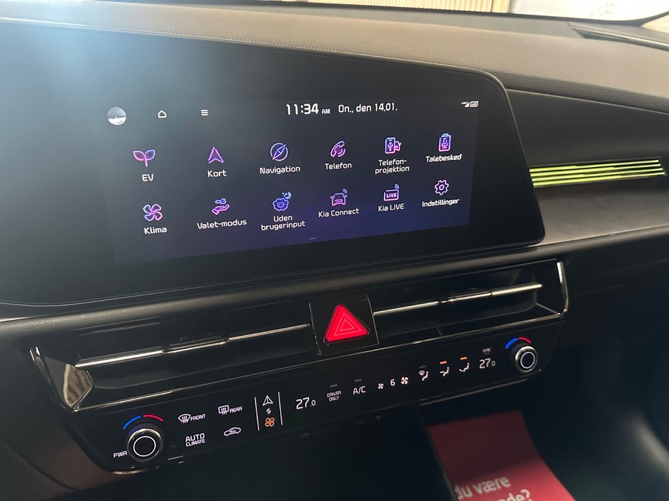 Kia Niro 64 EV Premium 5d