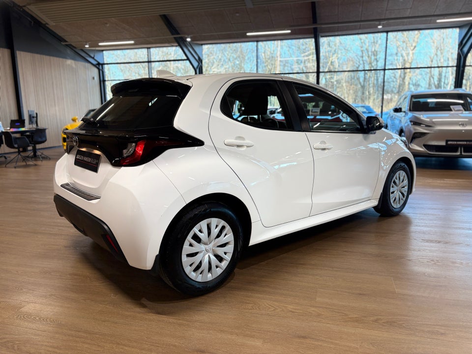 Toyota Yaris 1,0 T1 5d