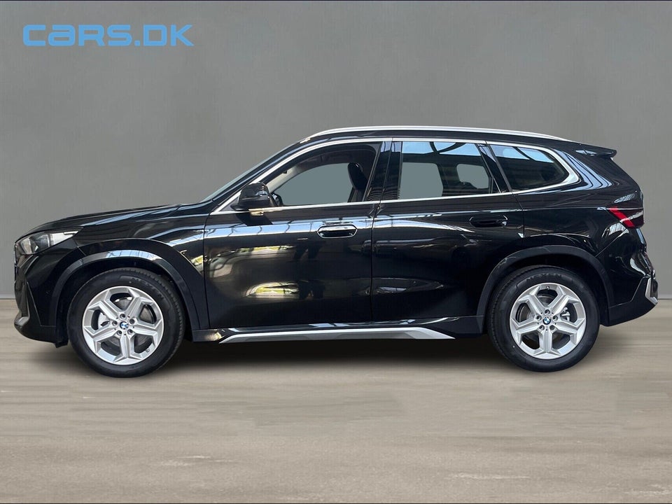BMW iX1 eDrive20 X-Line 5d