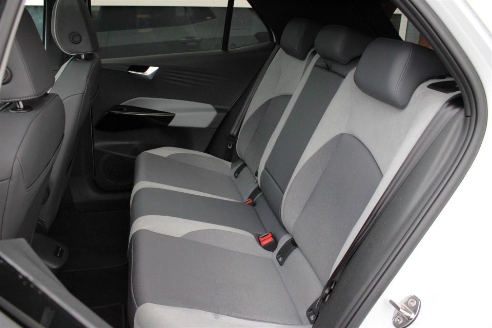 VW ID.3 58 Family 5d