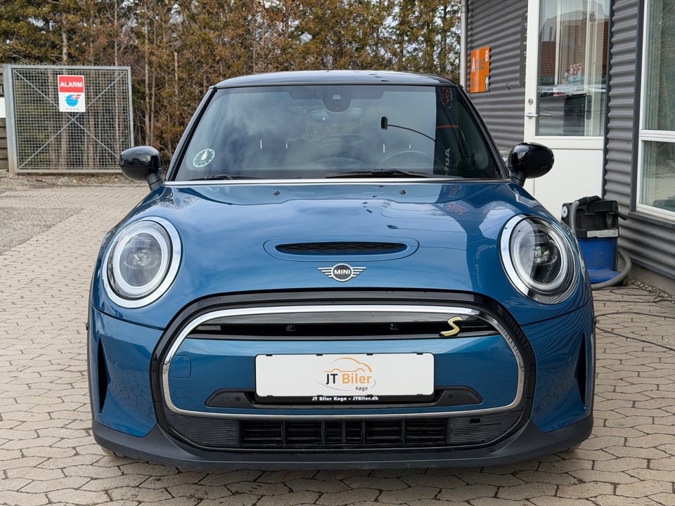 MINI Cooper SE Maximise 3d