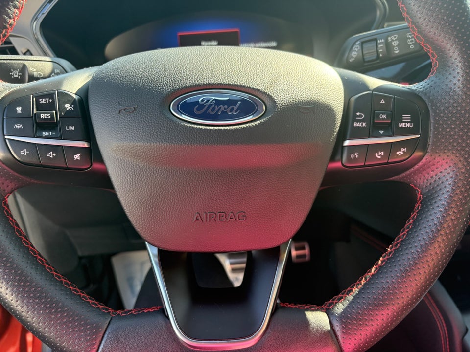 Ford Kuga 2,5 PHEV ST-Line X CVT 5d