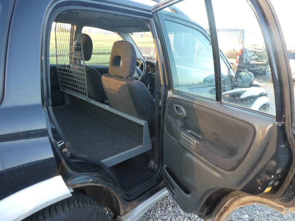 Suzuki Grand Vitara 2,0 TD Active Van 5d