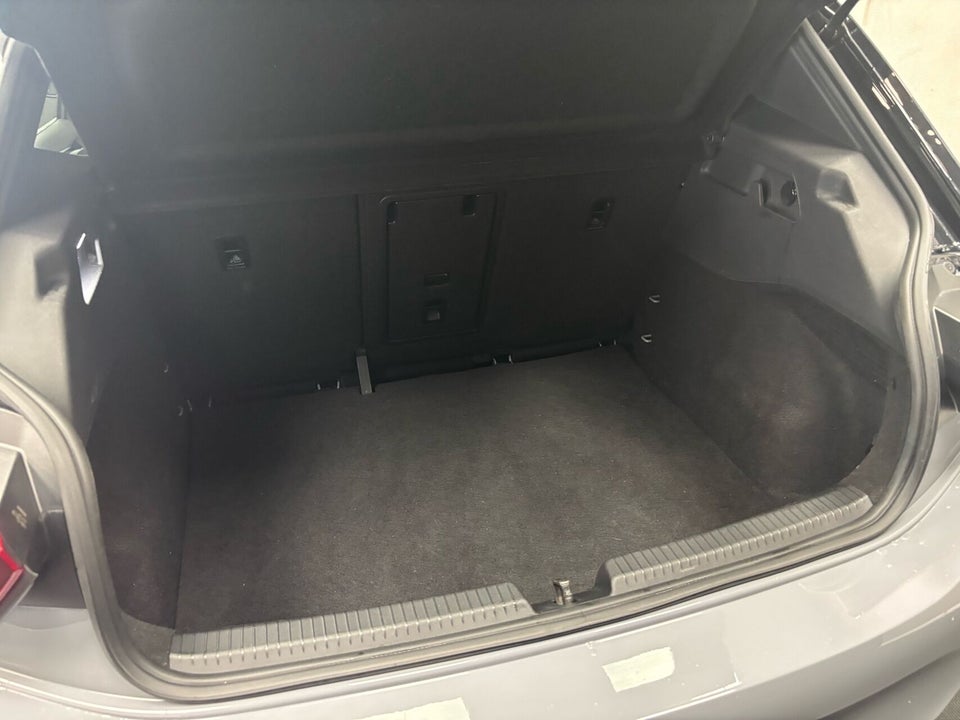 VW ID.3 58 Tech 5d
