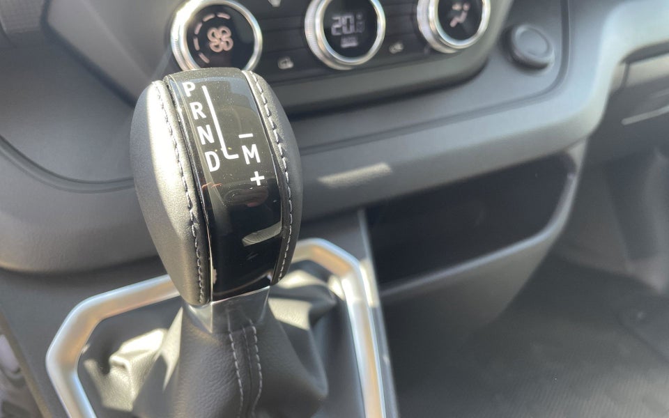 Nissan Primastar 2,0 dCi 150 L2H1 N-Connecta DCT Van