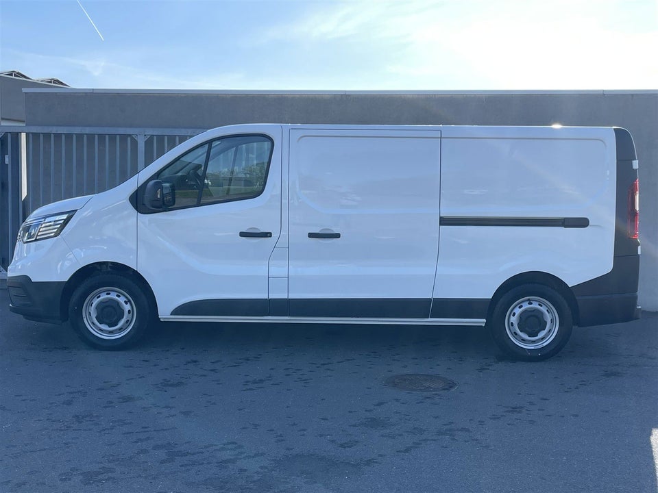 Renault Trafic 2,0 dCi 130 L2H1