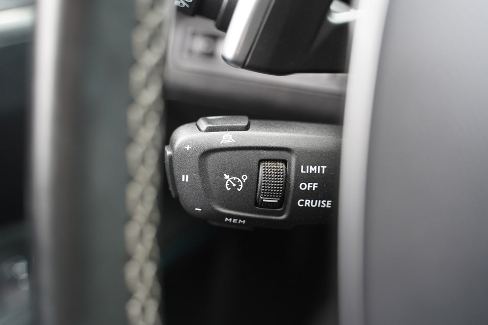Peugeot 3008 1,6 Hybrid Allure Pack EAT8 5d
