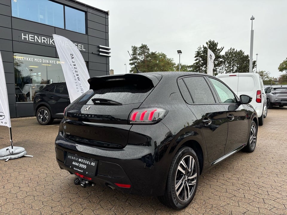 Peugeot 208 1,2 PureTech 100 Vision Sport EAT8 5d