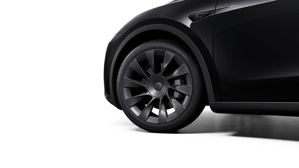 Tesla Model Y Long Range AWD 5d