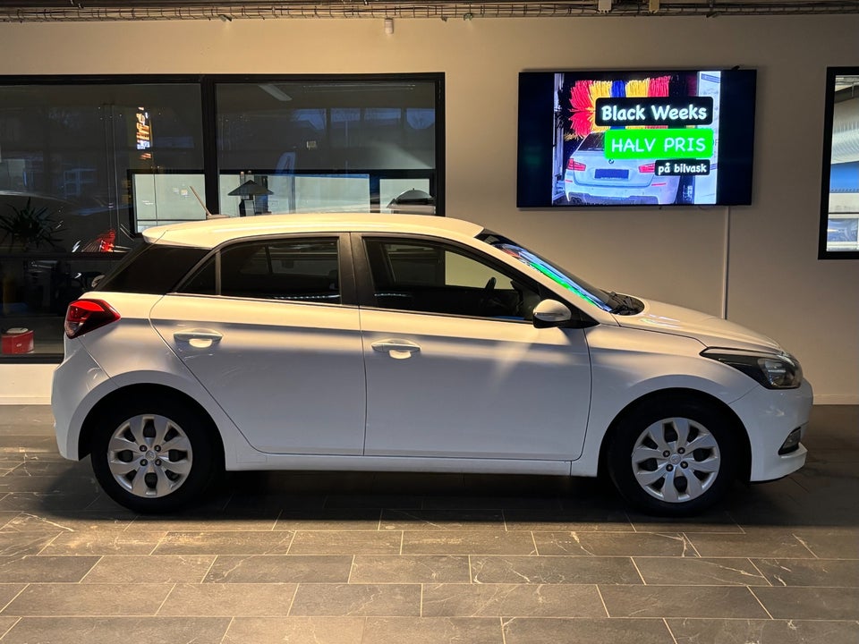 Hyundai i20 1,25 Vision 5d