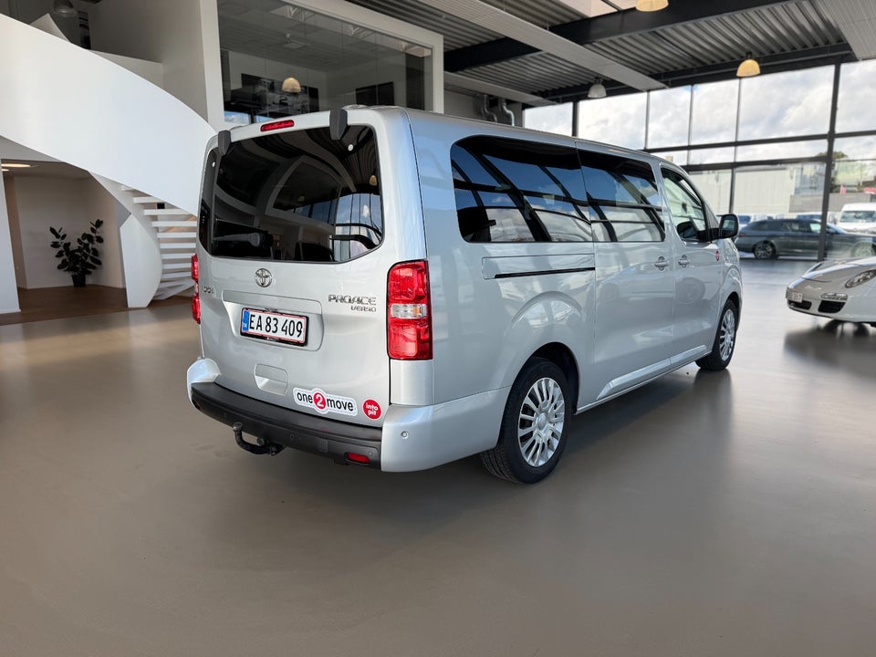 Toyota ProAce Verso 2,0 D 150 Long Family 4d