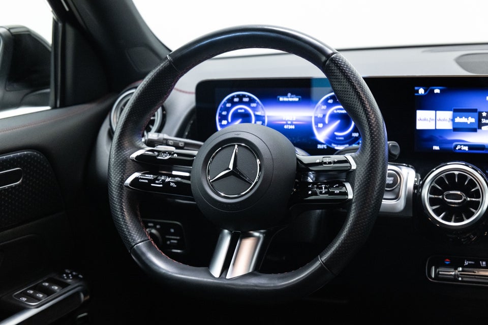 Mercedes EQB250+ AMG Advance 5d