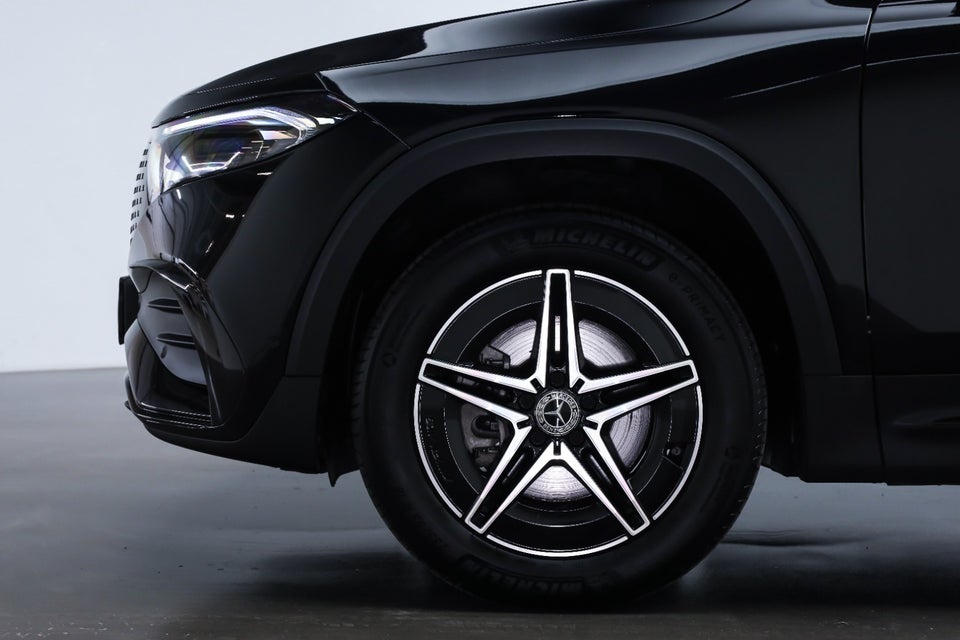 Mercedes EQB250+ AMG Advance 5d