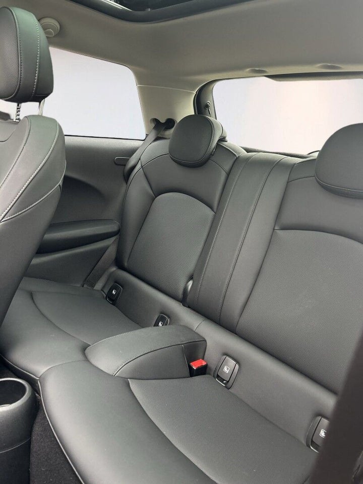 MINI Cooper SE Camden Edition 3d