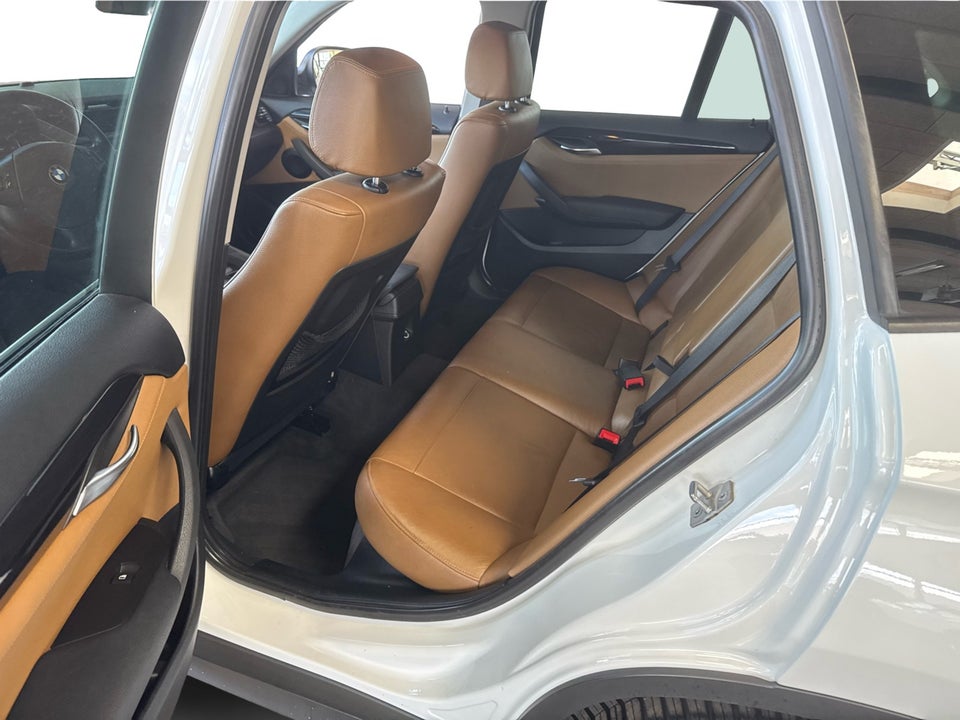 BMW X1 2,0 sDrive18i aut. 5d