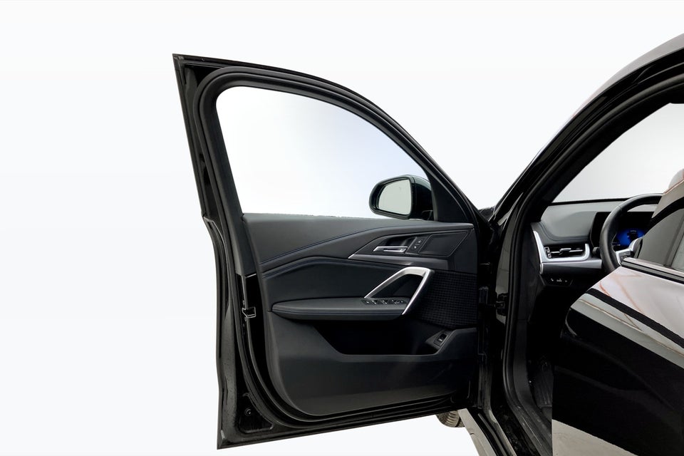 BMW iX1 eDrive20 M-Sport 5d