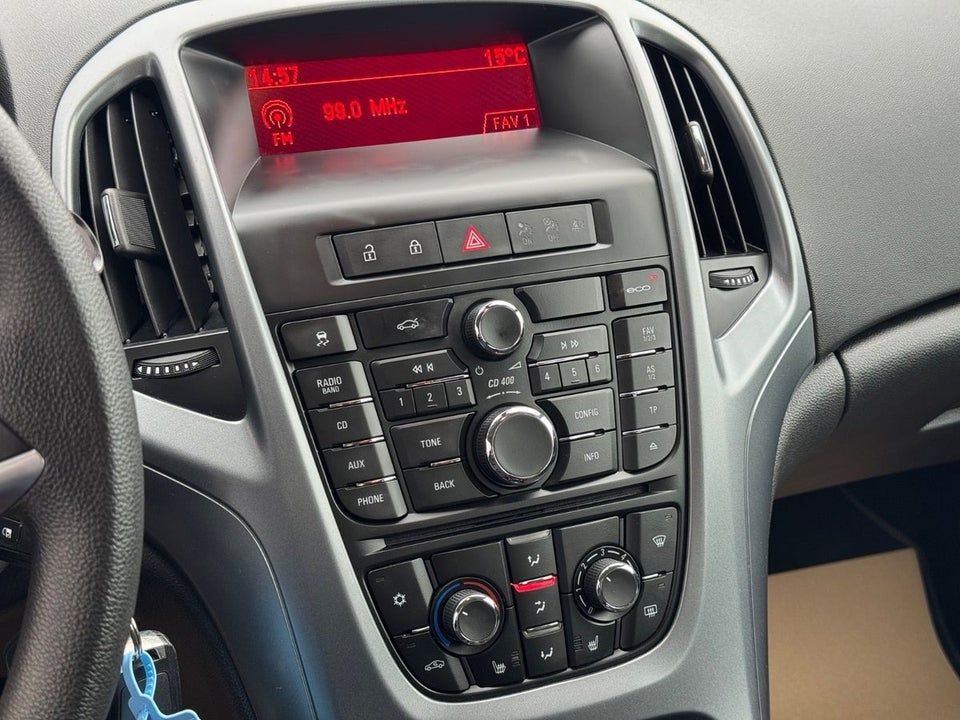 Opel Astra 1,4 T 140 Enjoy 4d