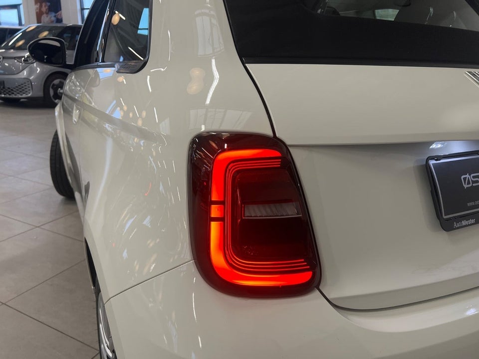 Fiat 500e 42 Mono Cabrio 2d