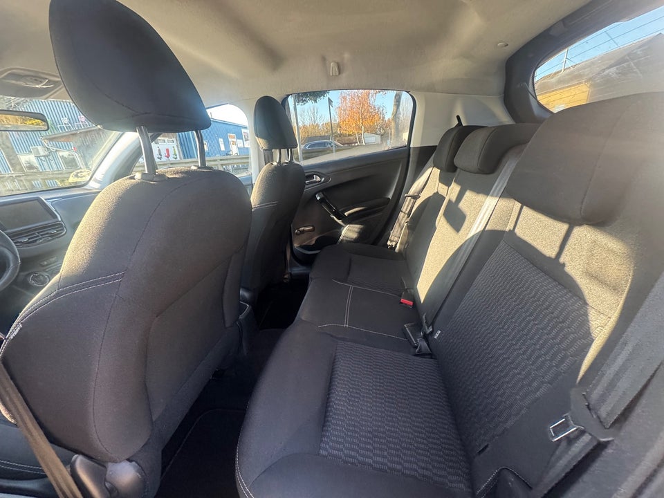 Peugeot 208 1,6 BlueHDi 100 Active 5d