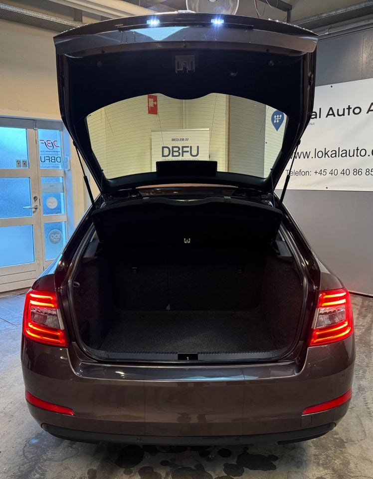 Skoda Octavia 1,4 TSi 140 Ambition DSG 5d