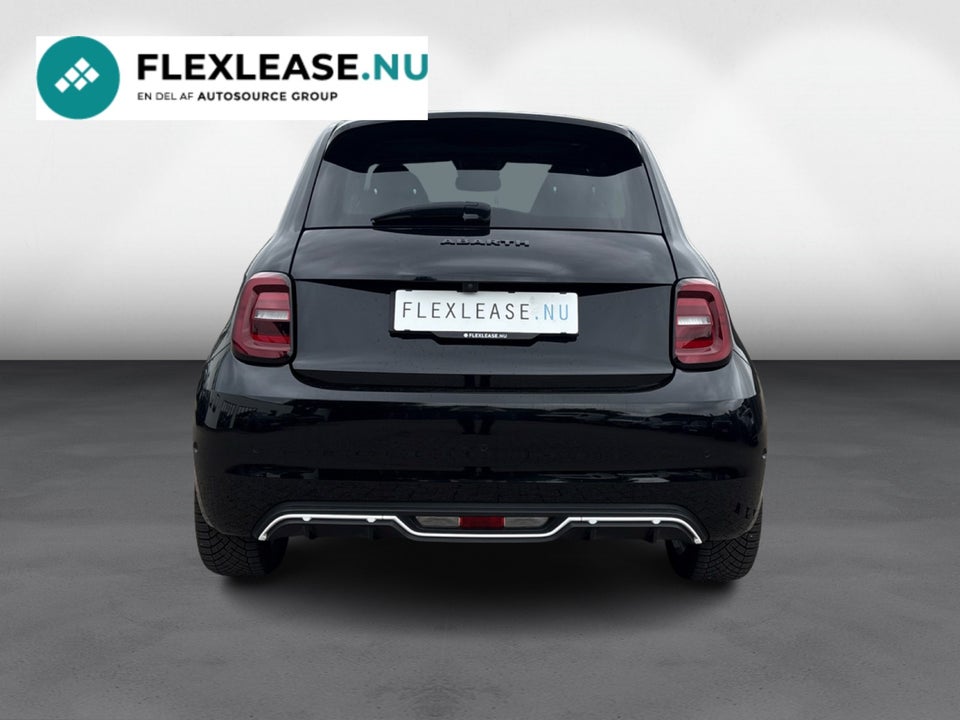Abarth 500e Scorpionissima 3d