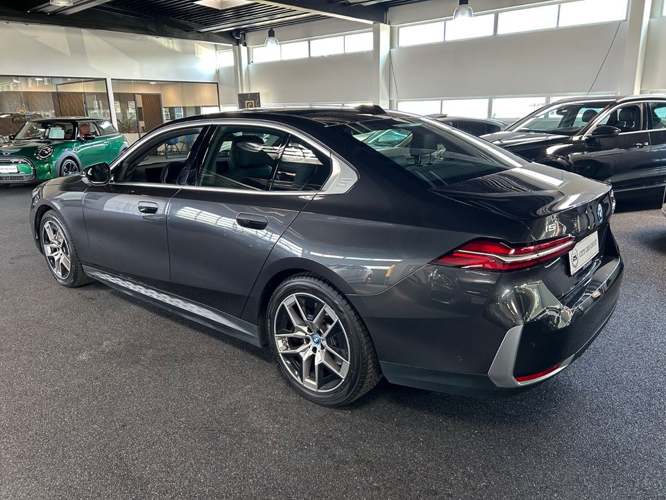BMW i5 eDrive40 Sport Line 4d