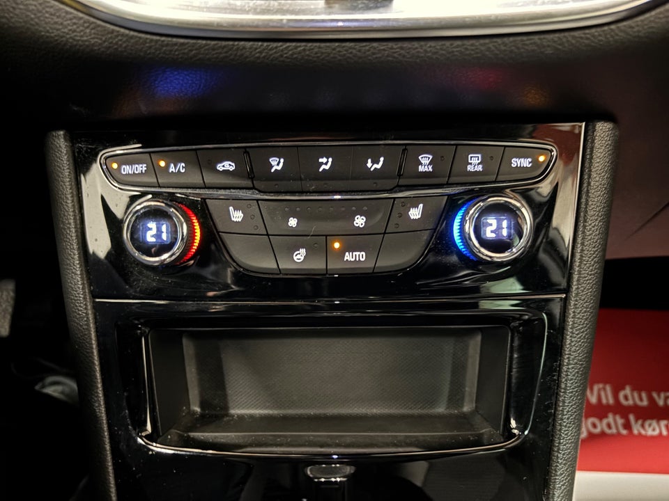 Opel Astra 1,2 T 110 Elegance Sports Tourer 5d