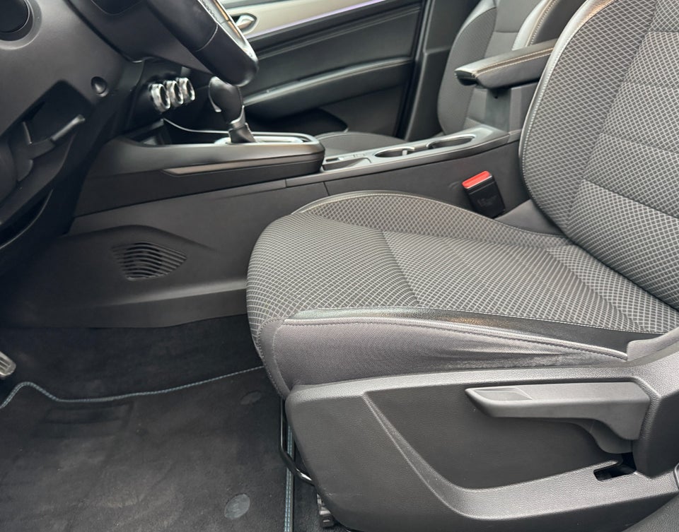 Renault Arkana 1,6 E-Tech Intens 5d