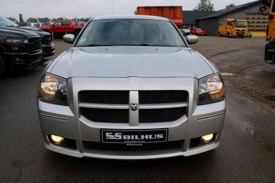 Dodge Magnum 6,1 SRT-8 aut. 5d