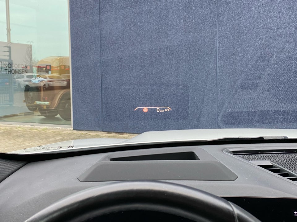 BMW iX1 eDrive20 M-Sport 5d