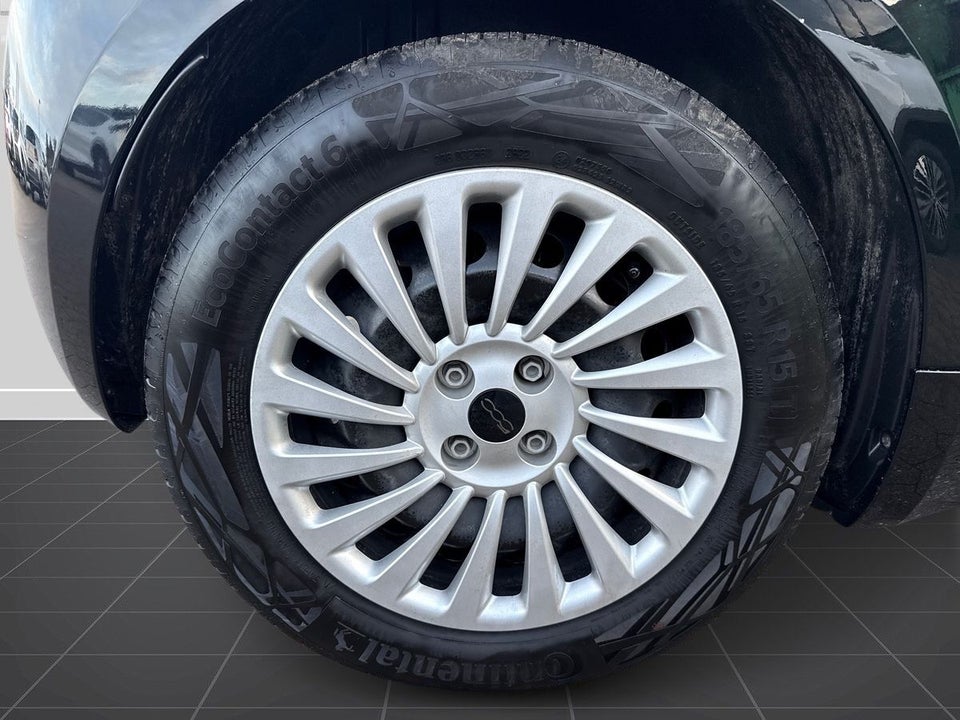 Fiat 500e 24 Action 3d