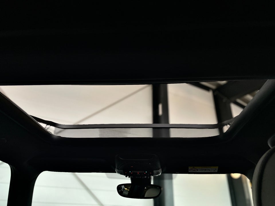 MINI Cooper SE Maximise 3d