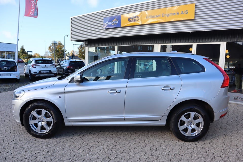 Volvo XC60 2,0 D4 181 Ocean Race aut. 5d