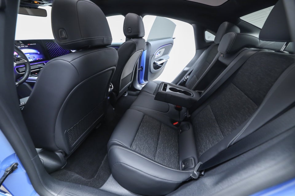 Mercedes CLA250+ EQ Progressive 4d