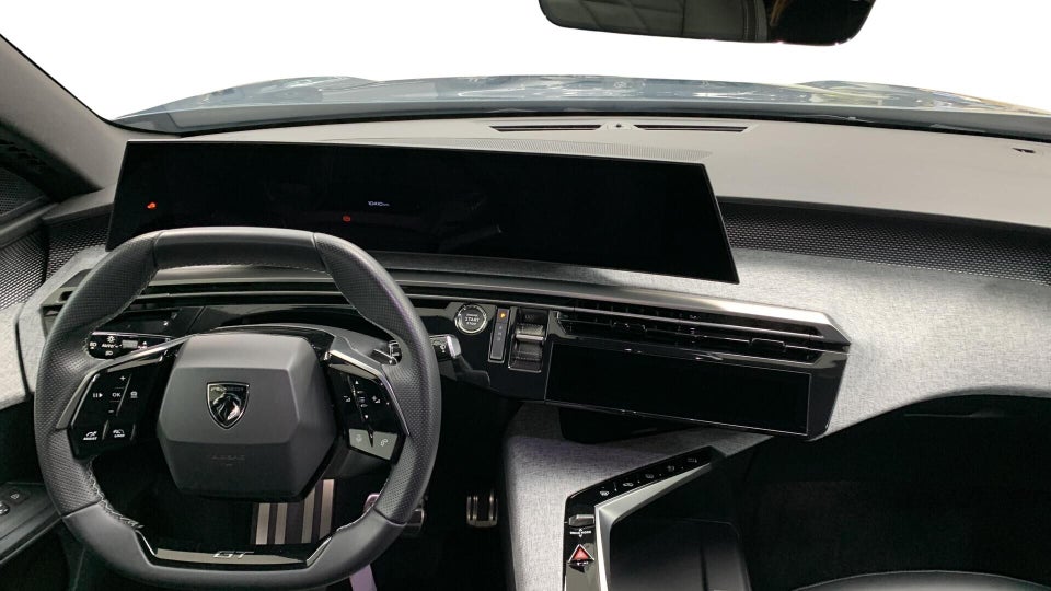 Peugeot e-5008 77 GT 7prs 5d