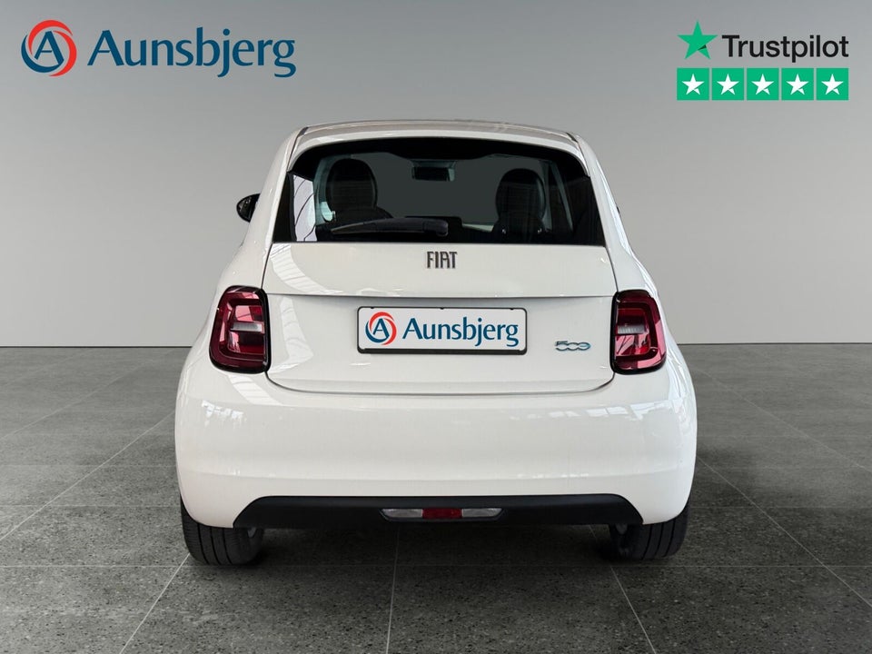 Fiat 500e 42 Icon 3d