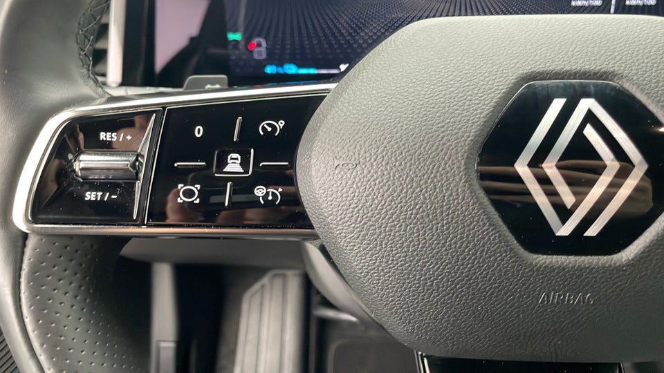 Renault Megane E-Tech 60 Techno 5d
