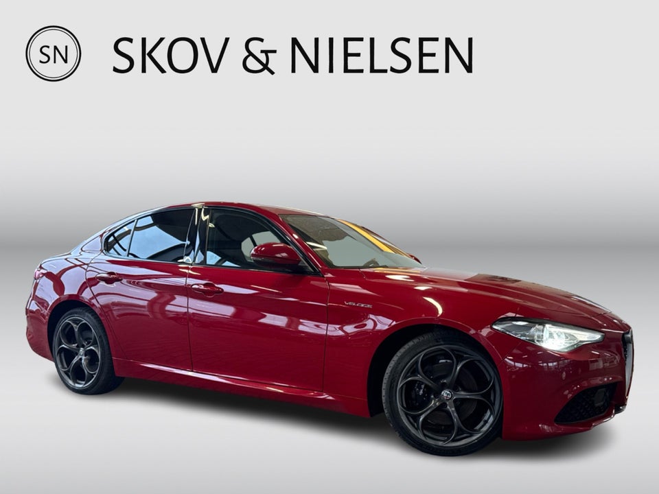 Alfa Romeo Giulia 2,0 T 280 Veloce aut. Q4 4d