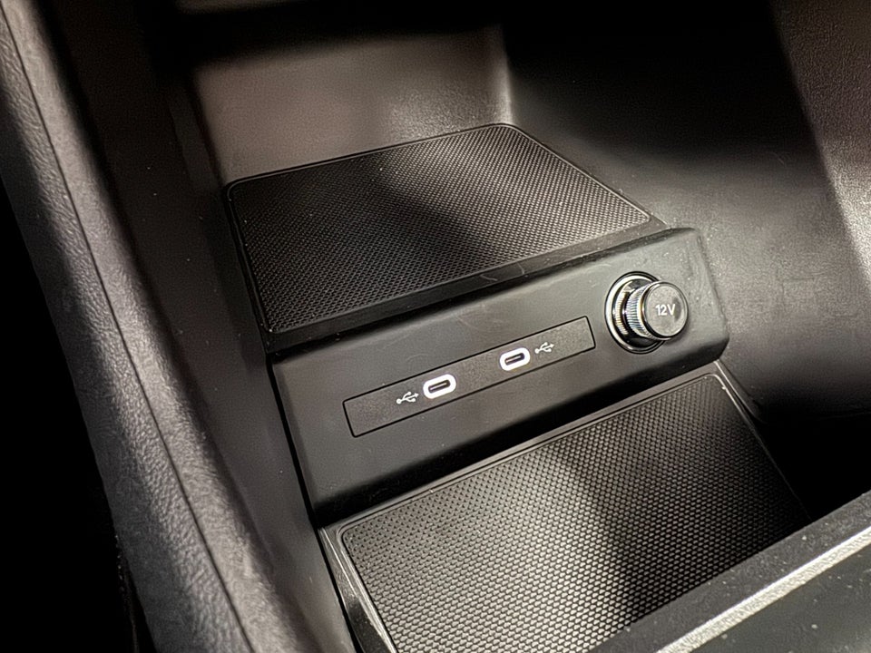 Audi Q4 e-tron 45 Advance quattro 5d