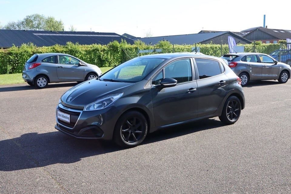 Peugeot 208 1,6 BlueHDi 100 Allure Sky 5d
